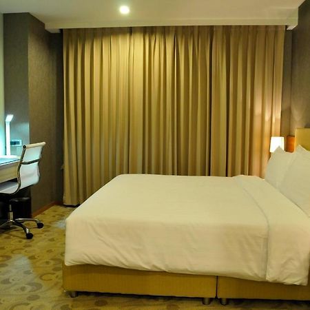 The Moonite Boutique Hotel Bangkok Extérieur photo