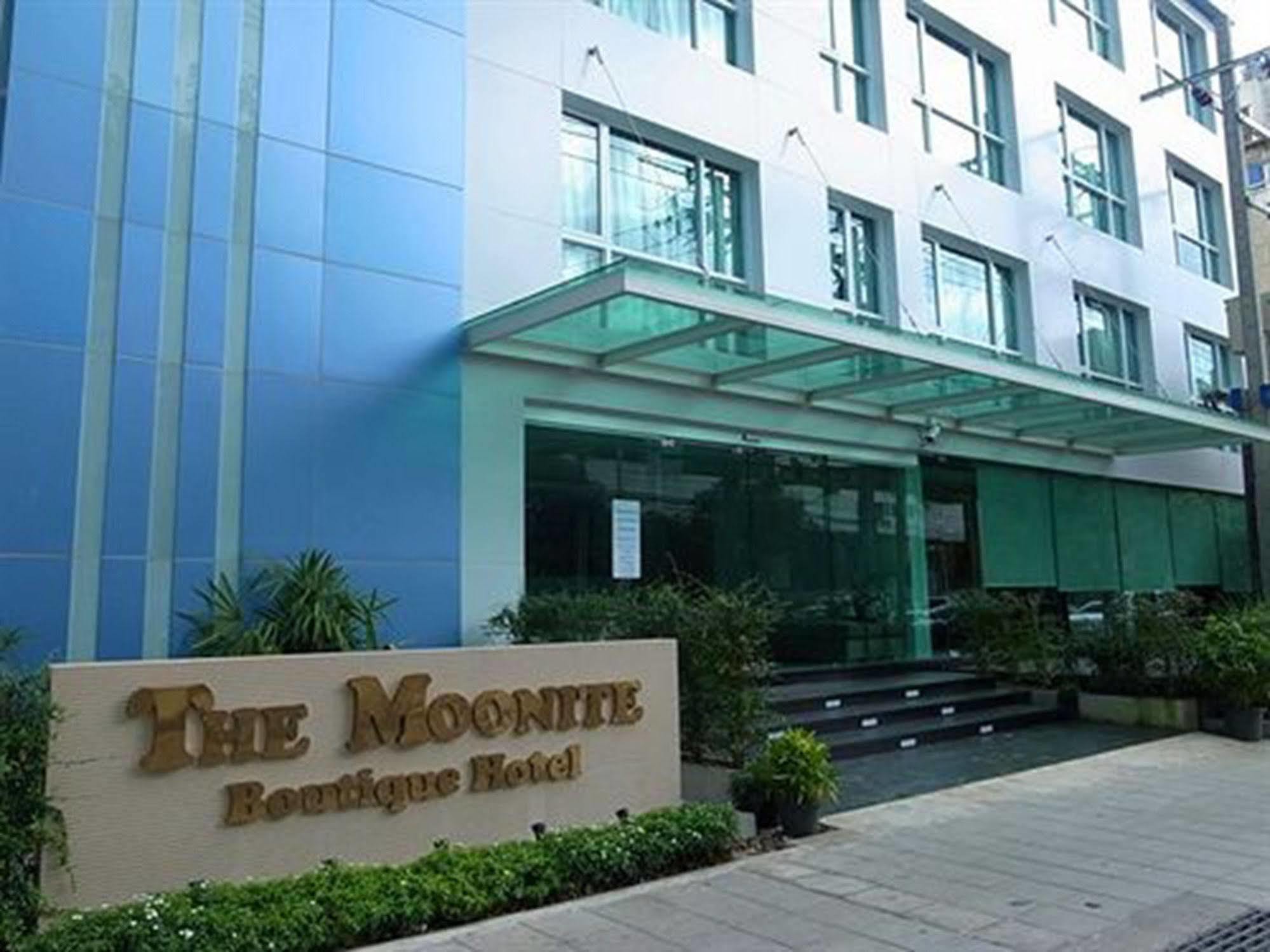 The Moonite Boutique Hotel Bangkok Extérieur photo